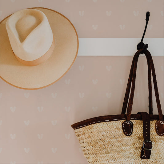 Fawn Prints (Cream) Wallpaper